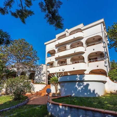 Guest House Agava Crikvenica Exterior photo
