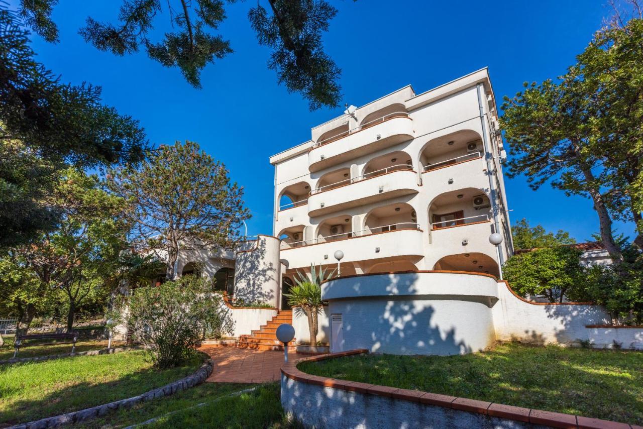 Guest House Agava Crikvenica Exterior photo