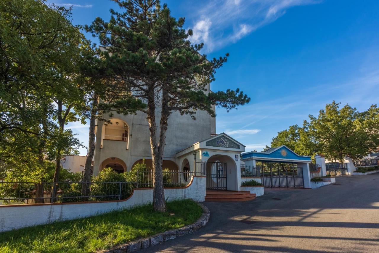 Guest House Agava Crikvenica Exterior photo